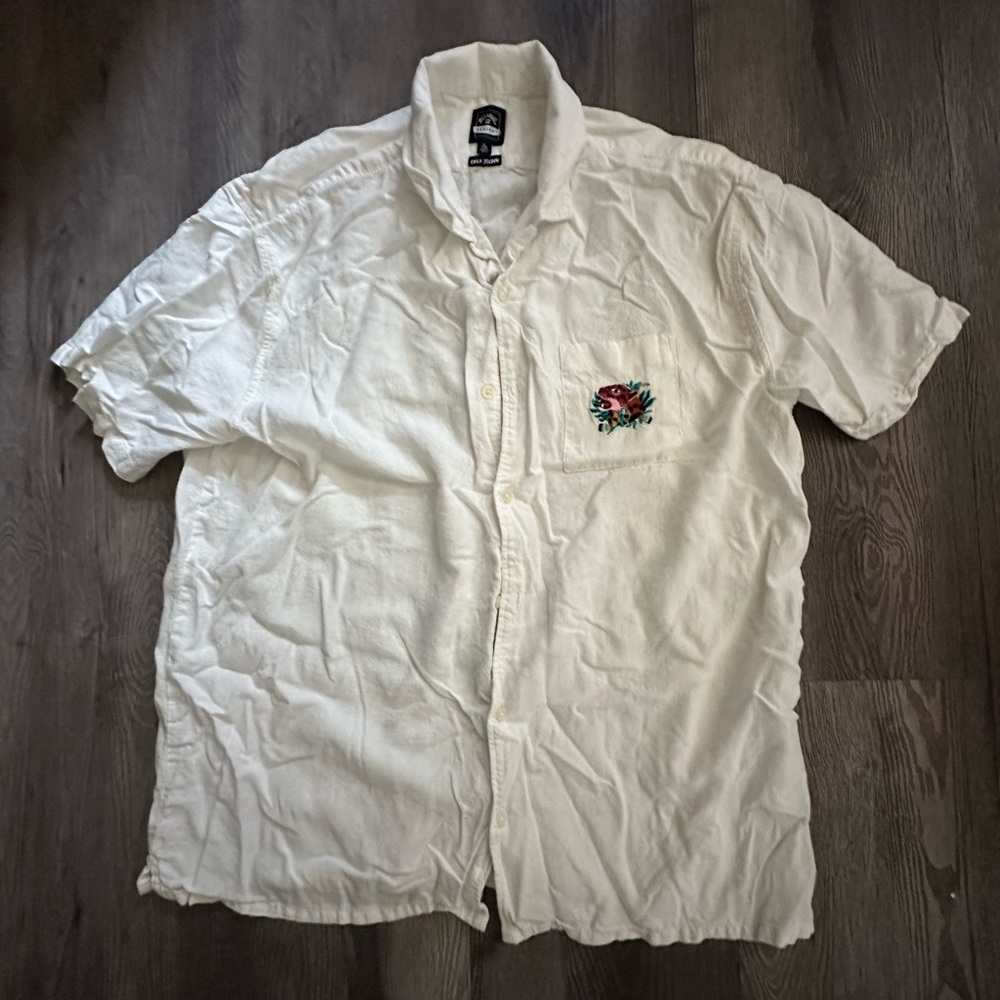 Billabong Gallery White Men’s XL linen blend Erica Zeledon Costa Rican artist